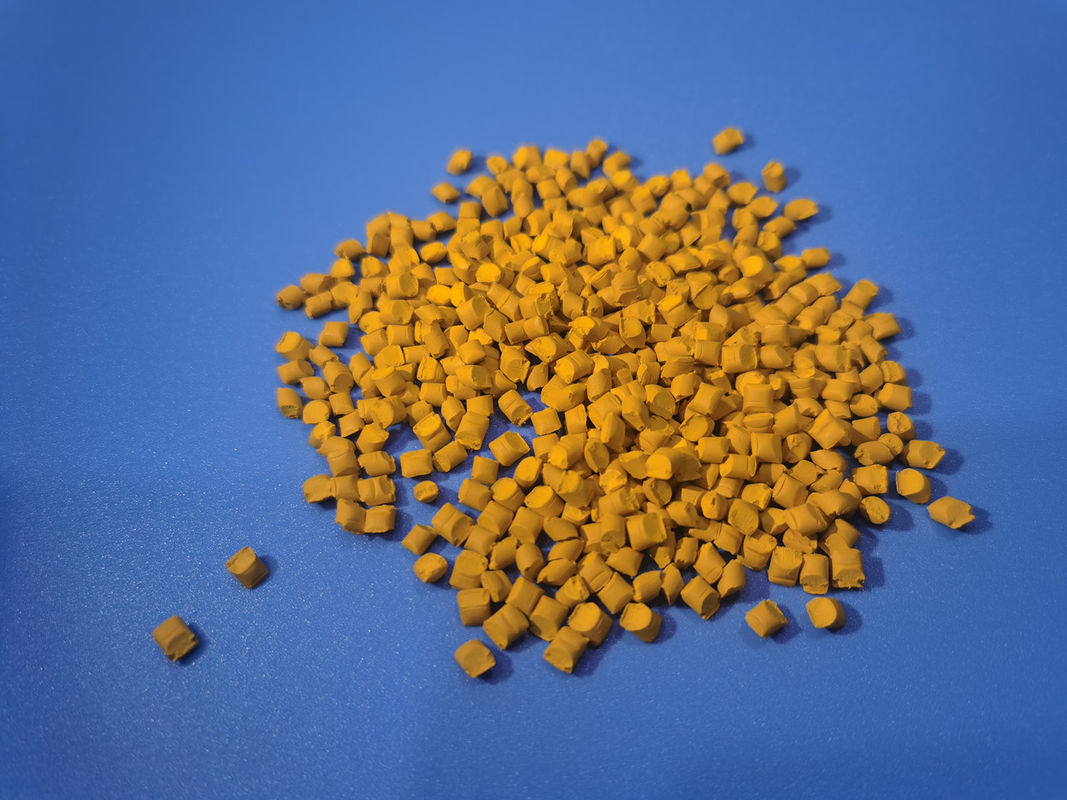 PE Films Injections Yellow Masterbatch 20% Concentration Non Toxic